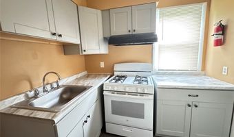 159 Walnut Ter 159, Akron, OH 44303