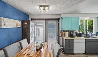 111 Enos St, Amity, OR 97101
