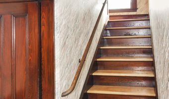 75 S Park St, Bangor, ME 04401