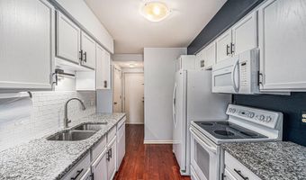 3054 Forest Creek Ct, Ann Arbor, MI 48108
