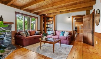 292 Berlin Rd, Bolton, MA 01740