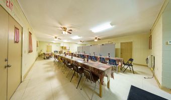 105 Chamblee Dr, Batesville, AR 72501