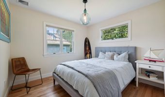 106 Meeting House Ln, Amagansett, NY 11930