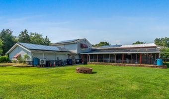 4 E Curran Dr, Absecon, NJ 08201