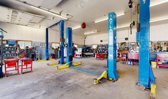 48 S Main St, Andover, ME 04216