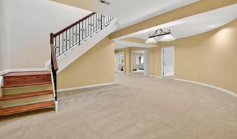 9209 VENDOME Dr, Bethesda, MD 20817