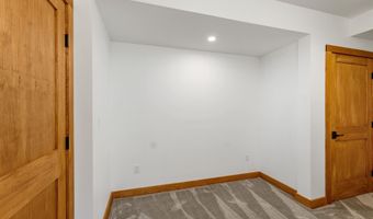 31 Cave Mountain Rd, Bartlett, NH 03812
