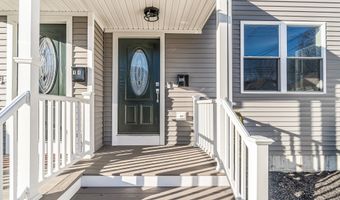 92 Lincoln Ave, Bridgeport, CT 06606