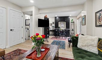 592 S 7th St, Ann Arbor, MI 48103