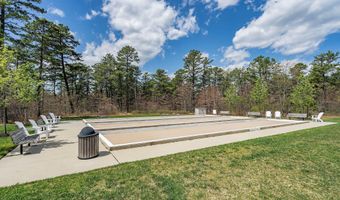 16 Raccoon Ln, Barnegat, NJ 08005