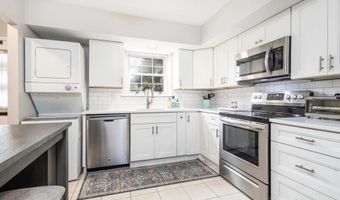90 HAMPSTEAD Dr 90, Ambler, PA 19002