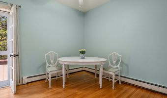 177 Main St A, Amesbury, MA 01913