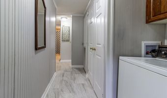 25836 MANHATTAN Ln, Astor, FL 32102