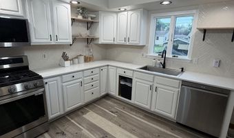 1620 E Elm St, Algona, IA 50511