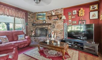922 Warwick Tpke, Alloway, NJ 07421