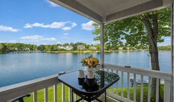 6425 Spinnaker Ln, Alpharetta, GA 30005