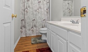 6951 Governors Pointe Blvd, Indianapolis, IN 46217