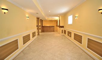 5905 LONE OAK Dr, Bethesda, MD 20814
