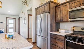 1005 Westwood Cir, Belgrade, MT 59714