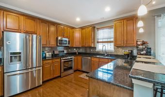 2429 S FRONT St, Allentown, PA 18103