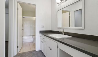 950 Shorepoint Ct 307, Alameda, CA 94501