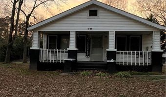 521 N Calhoun Shores Pkwy, Calhoun Falls, SC 29628