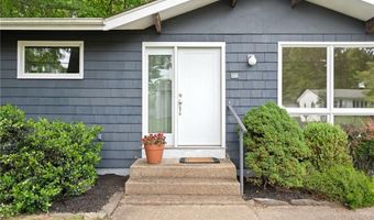 35 Bow Run, Narragansett, RI 02874