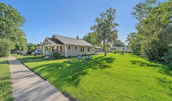 5614 Yarrow St, Arvada, CO 80002