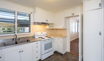 738 Menehune Ln (Main House), Honolulu, HI 96826