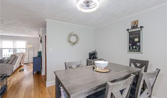 44 Dudley Ave, Newport, RI 02840
