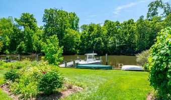 615 CANAL Ln, Annapolis, MD 21409