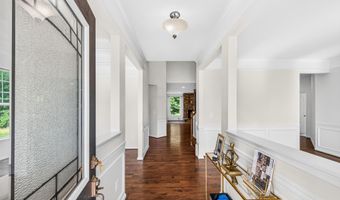24823 BARRINGTON GROVE Ct, Aldie, VA 20105