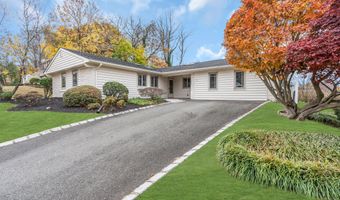 71 Irongate Ln, Aberdeen, NJ 07747