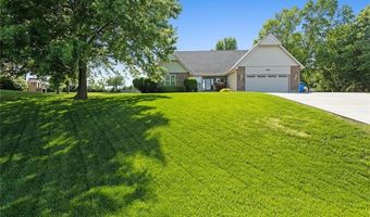 17699 157th Ter, Basehor, KS 66007