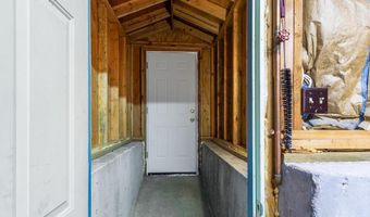 148 North Rd, Hopkinton, RI 02833