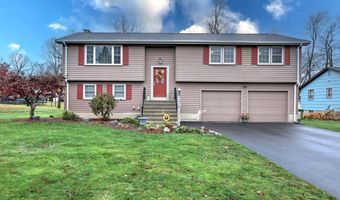 21 Oxford Ln, Cromwell, CT 06416