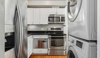 355 Aoloa St L202, Kailua, HI 96734