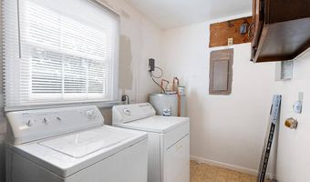 114 W North St, Felton, DE 19943