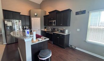 565 Goldstone Ln, Boiling Springs, SC 29316