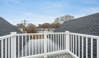 451 Essex St 5, Beverly, MA 01915