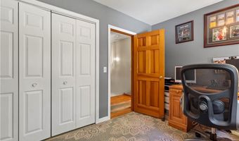 189 Wolf Rock Rd, Exeter, RI 02822