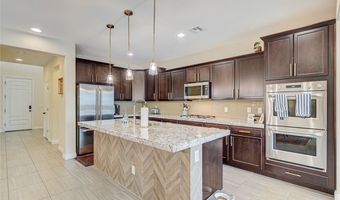 5880 Glory Heights Dr, Las Vegas, NV 89135