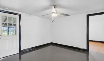 402 E Davis Ave, Alvarado, TX 76009