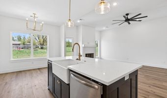 1310 Big Oak Dr, Alma, AR 72921
