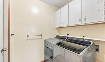 220 Yukon Pass, Auburn, IN 46706