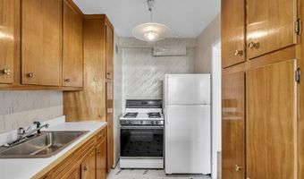 510 Deal Lake Dr 8F, Asbury Park, NJ 07712