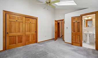 7 Farrwood Dr, Andover, MA 01810
