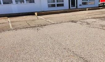 7280 Burgett Dr, Almont, MI 48003