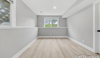 5697 Victoria St, Allendale, MI 49401