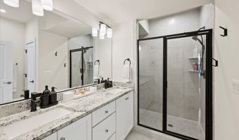 2236 S GLEBE Rd, Arlington, VA 22206